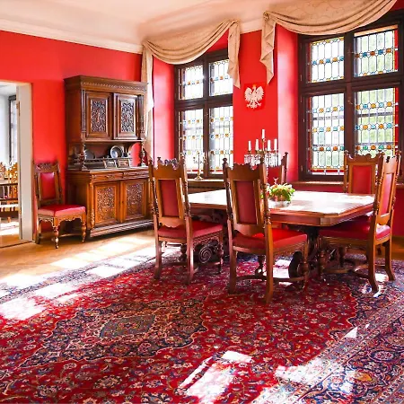 Zamek W Krokowej Apartmanhotel 3*