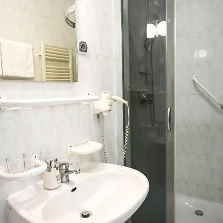 Zamek W Krokowej מלון דירות 3*