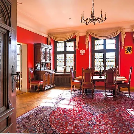 Zamek W Krokowej Aparthotel Krokowa